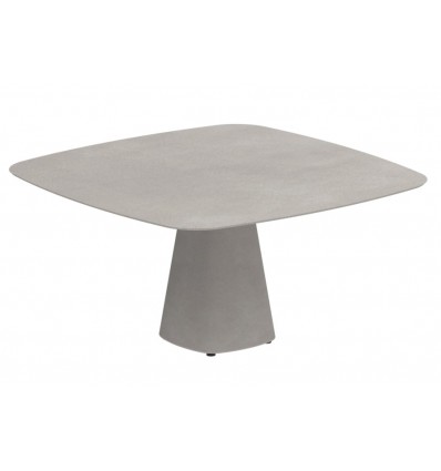 CONIX 150 • Beton-Tisch